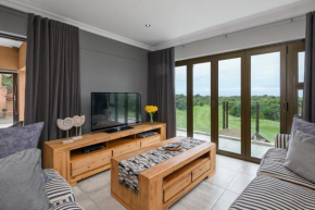 San Lameer Villa 14109 - 4 Bedroom Luxury - 8 pax - San Lameer Rental Agency
